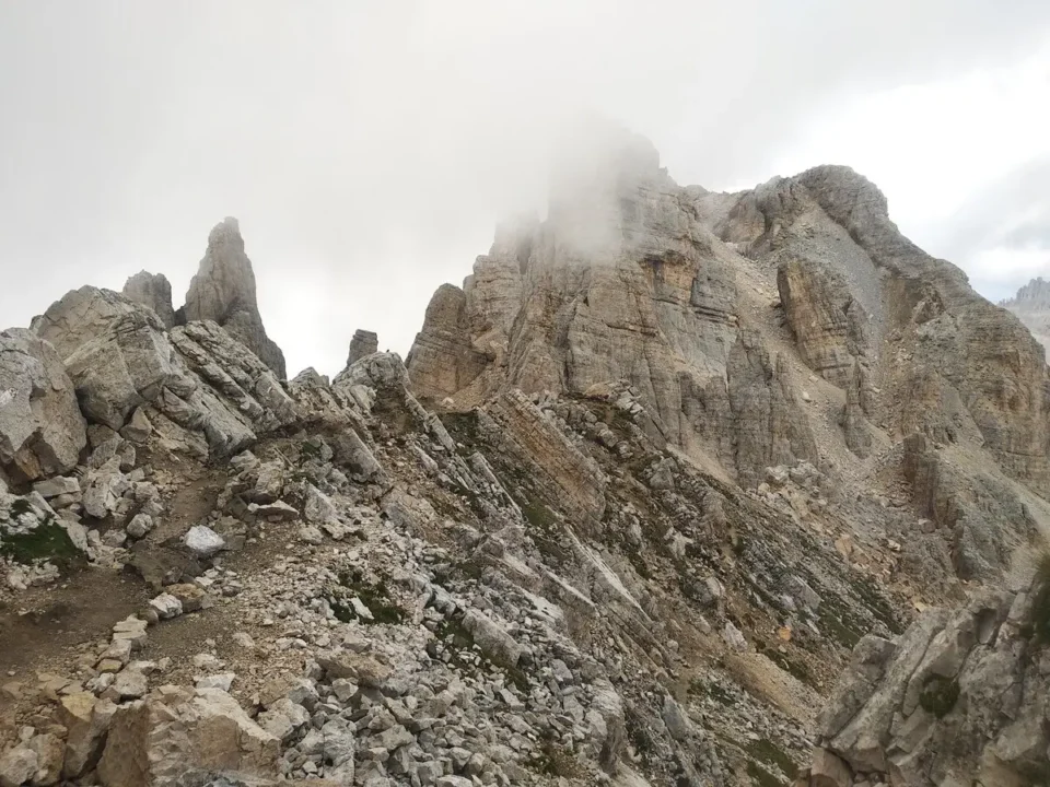 Latemar sentiero rifugio Torre di Pisa